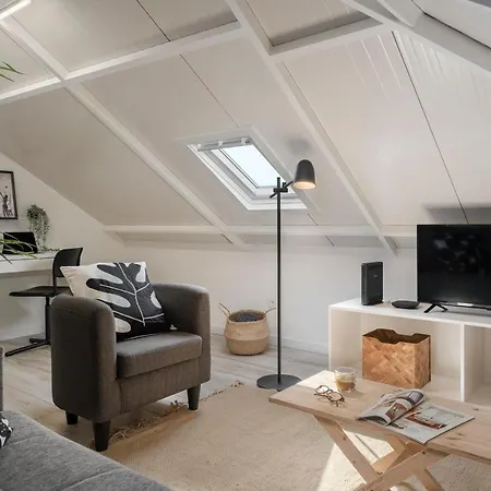 Casa Da Lombada By An Island