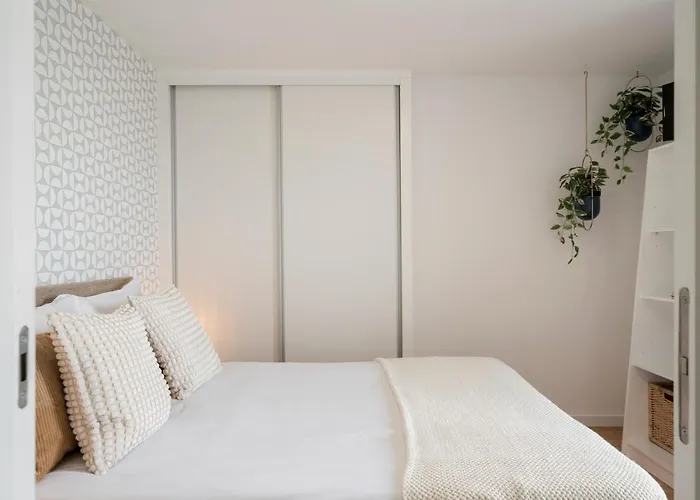 Casa Da Lombada By An Island