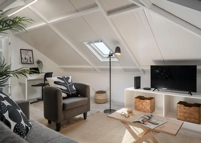 Casa Da Lombada By An Island